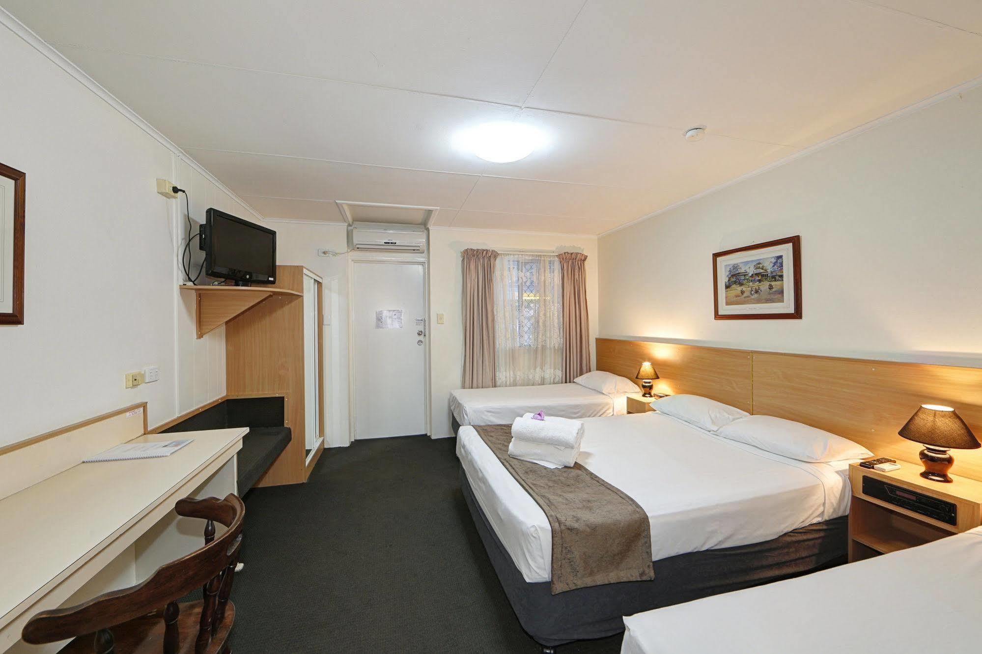 Oscar Motel Bundaberg Esterno foto