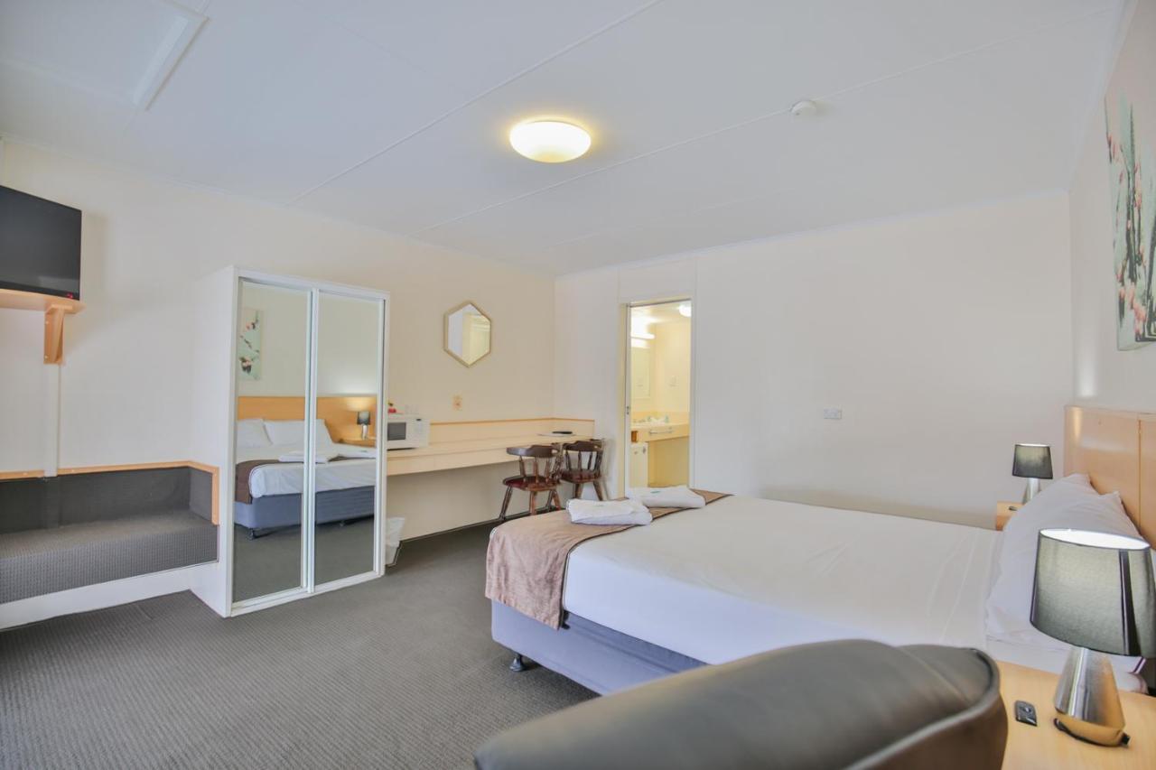 Oscar Motel Bundaberg Esterno foto
